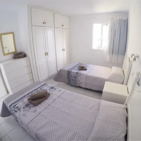 Torres Del Sol Apartment *