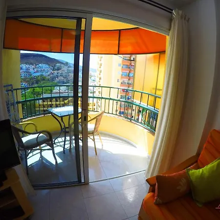Torres Del Sol Apartment